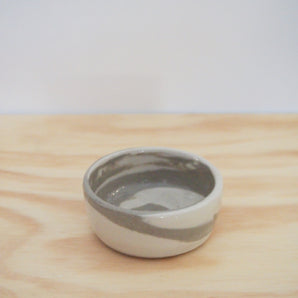 Ceramic Pinch Bowl - Cream/Taupe